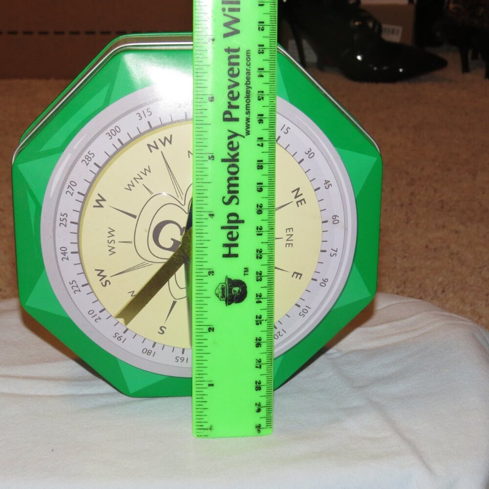 Girl Scout Tin 8-sided - Picture 2 of 4